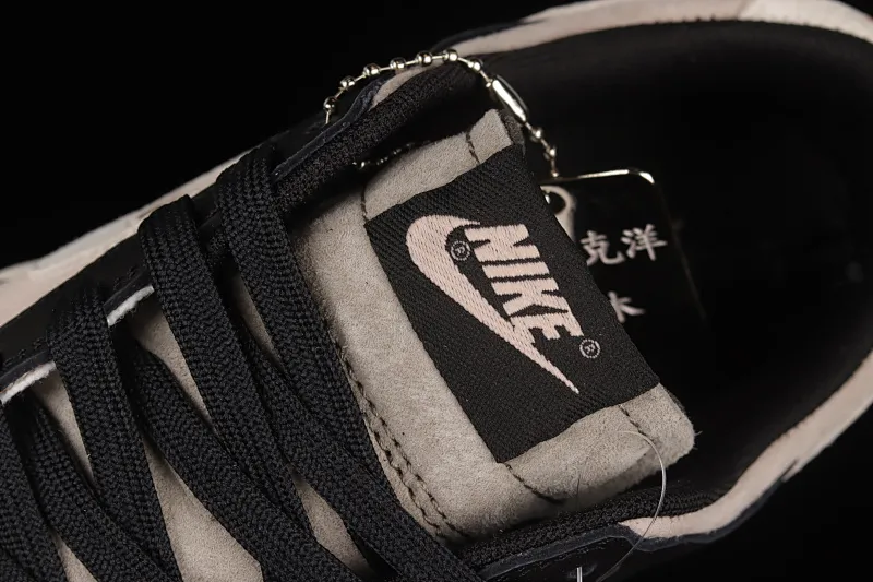 All Categories Nk SB Dunk Series Nk SB Dunk Low Low-top sneakers Otomo Katsuhiro x NK SB Dunk Low "Steamboy OST" Otomo Katsuhiro co-branded SB low-top sports and leisure sneakers LP3445-001